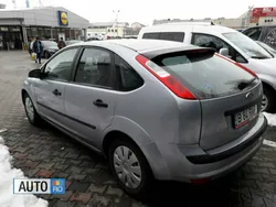 Gri Utilizat 2005 Ford Focus Hatchback | 3.100 EUR (Scump)