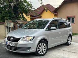 Utilizat 2011 VW Touran Cross Monovolum | 4.500 EUR