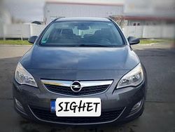Gri Utilizat 2011 Opel Astra Sport Break | 3.200 EUR (Preț OK)