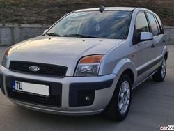 Argintiu Utilizat 2008 Ford Fusion SUV | 2.350 EUR (Super Preț)