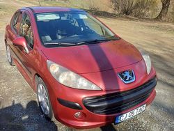 Utilizat 2008 Peugeot 207 Hatchback | 1.950 EUR (Preț OK)