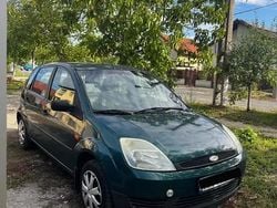 Utilizat 2002 Ford Fiesta Hatchback | 850 EUR (Preț bun)