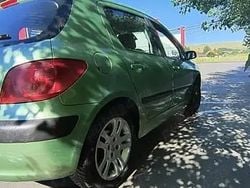 Utilizat 2001 Peugeot 307 Hatchback | 1.500 EUR