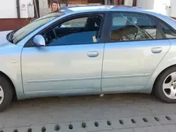 Utilizat 2004 Audi A4 Berlinǎ | 2.800 EUR (Puțin scump)