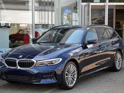Utilizat 2022 BMW 330 Sport Line | 34.436 EUR