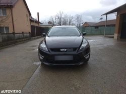 Culoarenegru Utilizat 2014 Ford Mondeo Trend Break | 7.500 EUR (Scump)