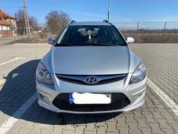 Culoaregri Utilizat 2011 Hyundai i30 Classic Break | 2.700 EUR (Preț bun)
