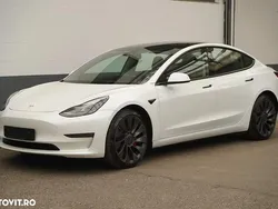 Culoarealb Utilizat 2022 Tesla Model 3 Performance Berlinǎ | 33.900 EUR (Preț OK)
