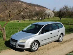 Argintiu Utilizat 2005 Ford Focus Trend Break | 1.799 EUR (Preț OK)