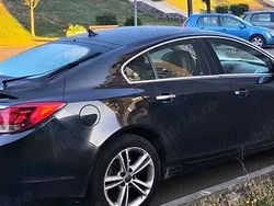 Negru Utilizat 2010 Opel Insignia Hatchback | 3.200 EUR (Preț OK)