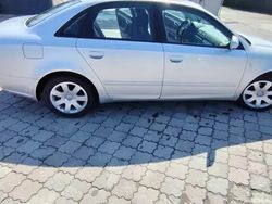 Gri Utilizat 2007 Audi A4 Berlinǎ | 3.500 EUR (Preț OK)