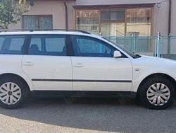 Utilizat 2002 VW Passat Break | 1.499 EUR (Preț bun)