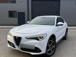 Alb Utilizat 2018 Alfa Romeo Stelvio Super SUV | 16.690 EUR (Super Preț)