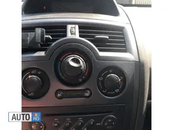 Gri Utilizat 2009 Renault Mégane III | 2.350 EUR (Preț bun)