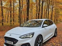 Utilizat 2020 Ford Focus ST Hatchback | 21.100 EUR