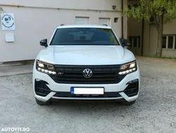 Alb Utilizat 2021 VW Touareg R-line SUV | 45.000 EUR (Preț bun)