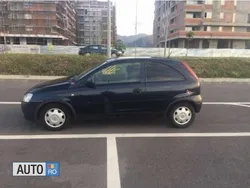 Albastru marin Utilizat 2002 Opel Corsa Hatchback | 899 EUR (Preț bun)