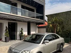 Culoaregri Utilizat 2008 Toyota Avensis Executive Berlinǎ | 1.899 EUR (Super Preț)