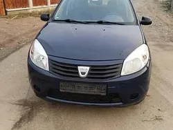Albastru Utilizat 2011 Dacia Sandero Hatchback | 1.550 EUR (Super Preț)