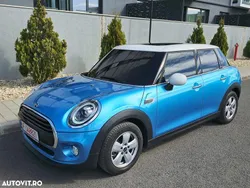 Albastru Utilizat 2019 Mini Cooper D Hatchback | 16.379 EUR (Puțin scump)