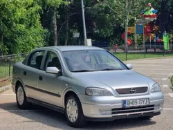 Argintiu Utilizat 2006 Opel Astra Berlinǎ | 700 EUR (Super Preț)