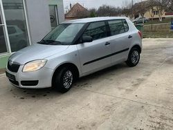 Utilizat 2009 Skoda Fabia Hatchback | 1.690 EUR (Preț bun)