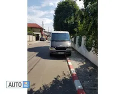 Alb Utilizat 2003 Mercedes Sprinter Van | 4.200 EUR (Preț bun)