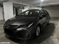 Gri Utilizat 2024 Toyota Corolla Business Edition Berlinǎ | 24.900 EUR (Puțin scump)