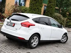 Alb Utilizat 2015 Ford Focus Hatchback | 5.950 EUR (Preț OK)