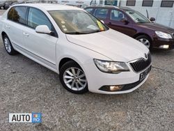 Alb Utilizat 2015 Skoda Superb Berlinǎ | 8.499 EUR (Preț bun)