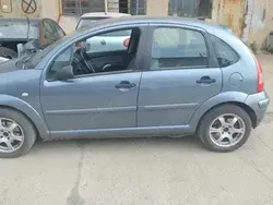 Utilizat 2006 Citroën C3 Hatchback | 900 EUR (Preț bun)