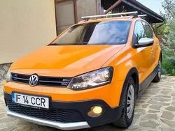 Culoareportocaliu Utilizat 2012 VW Polo SUV | 4.600 EUR (Scump)