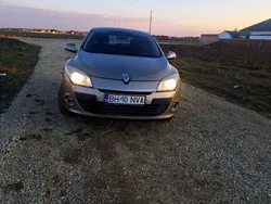 Bej Utilizat 2008 Renault Mégane III Authentique Hatchback | 2.200 EUR (Preț OK)