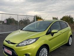 Culoareverde Utilizat 2010 Ford Fiesta Individual Hatchback | 3.950 EUR (Preț OK)