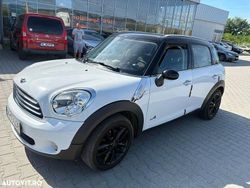 Culoarealb Utilizat 2011 Mini Park Lane Countryman SUV | 5.000 EUR