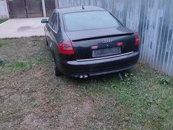 Utilizat 2004 Audi A6 Berlinǎ | 3.000 EUR (Scump)
