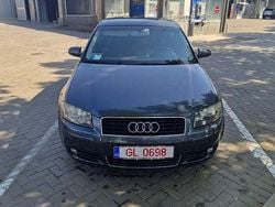 Culoarealbastru Utilizat 2005 Audi A3 Ambiente Berlinǎ | 2.700 EUR (Preț bun)