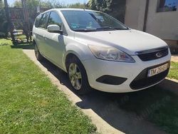 Alb Utilizat 2011 Ford Focus Break | 1.800 EUR (Scump)