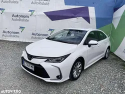 Culoarealb Utilizat 2020 Toyota Corolla Berlinǎ | 15.250 EUR (Preț bun)