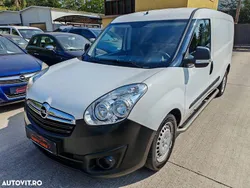 Culoarealb Utilizat 2018 Opel Combo Monovolum | 6.699 EUR (Preț bun)