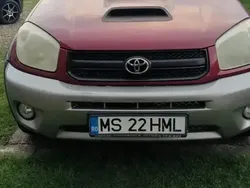 Rosu Utilizat 2004 Toyota RAV4 SUV | 2.300 EUR (Preț bun)