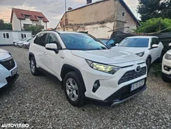 Alb Utilizat 2021 Toyota RAV4 Hybrid SUV | 25.000 EUR (Preț bun)