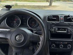 Culoaregri Utilizat 2012 VW Golf VII Comfortline Break | 3.950 EUR (Puțin scump)