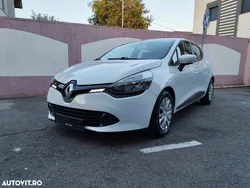 Alb Utilizat 2014 Renault Clio IV Dynamique | 4.100 EUR (Preț bun)