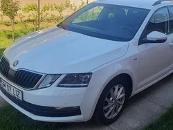 Alb Utilizat 2018 Skoda Octavia Style Break | 9.990 EUR (Preț bun)