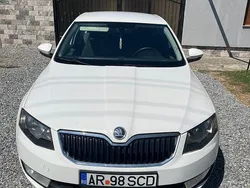 Culoarealb Utilizat 2014 Skoda Octavia Classic Berlinǎ | 7.100 EUR (Preț bun)