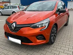 Culoareportocaliu Utilizat 2023 Renault Clio V Techno | 15.800 EUR