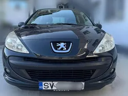 Culoarenegru Utilizat 2011 Peugeot 206+ Hatchback | 2.450 EUR