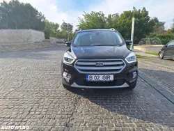 Negru Utilizat 2019 Ford Kuga SUV | 14.200 EUR (Preț bun)