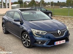 Culoarealbastru Utilizat 2019 Renault Mégane GrandTour Bose Edition Break | 11.350 EUR (Puțin scump)